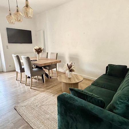 Appartement Eygalieres Avec Petit Jardin מראה חיצוני תמונה